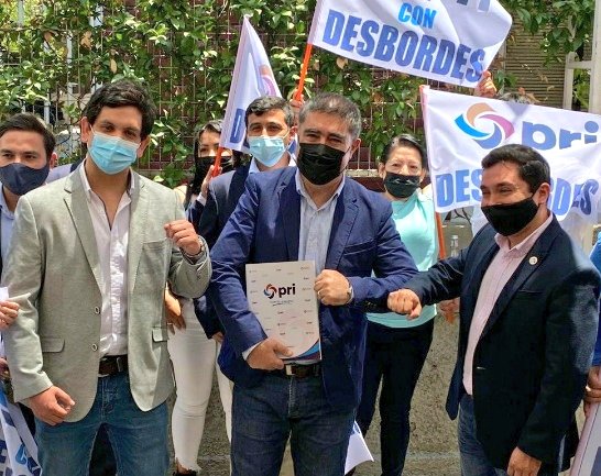 PRI oficializa su apoyo a Mario Desbordes como candidato presidencial PRI oficializa su apoyo a Mario Desbordes como candidato presidencial