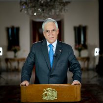 Piñera anuncia que primeras 20 mil dosis de vacuna de Pfizer llegarán este mes a Chile