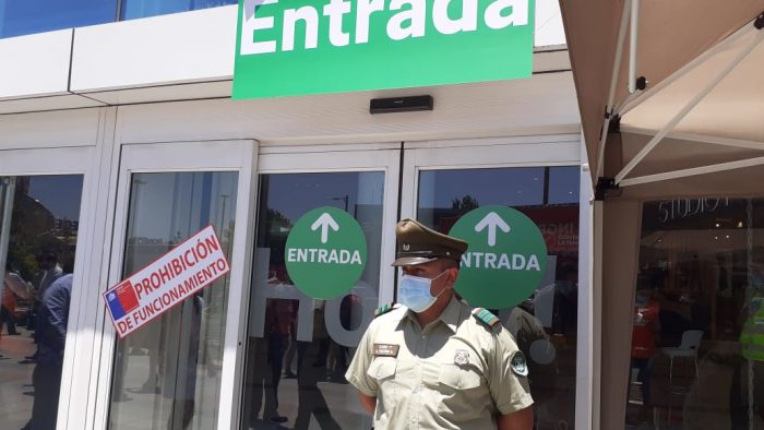 Seremi de Salud clausuró el Mall Plaza Norte por incumplir protocolos sanitarios Seremi de Salud clausuró el Mall Plaza Norte por incumplir protocolos sanitarios