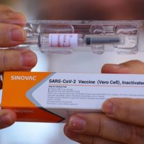Cenabast pide autorización al ISP para ingresar vacuna contra el covid-19 de Sinovac