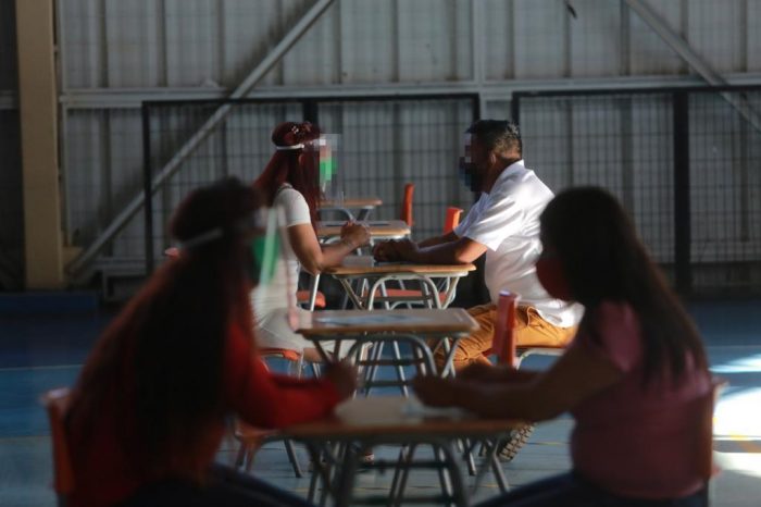 Bajo estricto protocolo: Ministerio de Justicia y Gendarmería dan inicio a las primeras visitas carcelarias en medio de la pandemia Bajo estricto protocolo: Ministerio de Justicia y Gendarmería dan inicio a las primeras visitas carcelarias en medio de la pandemia