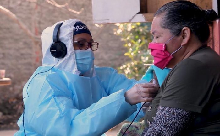 Innovador movimiento social ha realizado diagnósticos médicos a distancia a más de 2 mil familias vulnerables en Chile