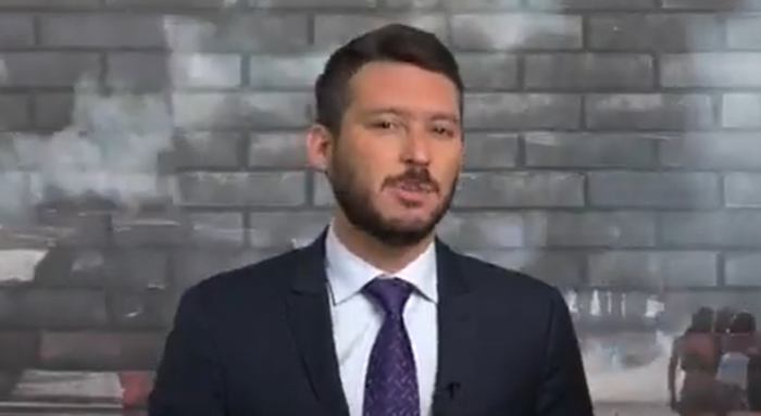 Primer chileno vacunado con la Sputnik V en Rusia: «La recomendación principal es no beber alcohol, estar tranquilos en casa» Primer chileno vacunado con la Sputnik V en Rusia: