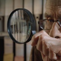 Película “El Agente Topo” de Maite Alberdi es nominada a los Premios Goya