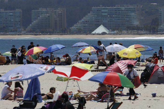 Izkia Siches pide a gobierno “reflexionar sobre el permiso de vacaciones” Izkia Siches pide a gobierno “reflexionar sobre el permiso de vacaciones”