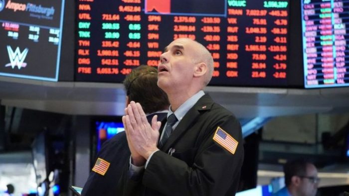 Por qué las bolsas del mundo llegaron a niveles récord en 2020 mientras la economía global se hundía Por qué las bolsas del mundo llegaron a niveles récord en 2020 mientras la economía global se hundía