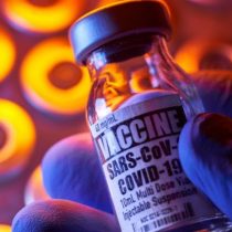 Los secretos de los contratos para la compra de las vacunas: qué permanece oculto y por qué causa tanta polémica