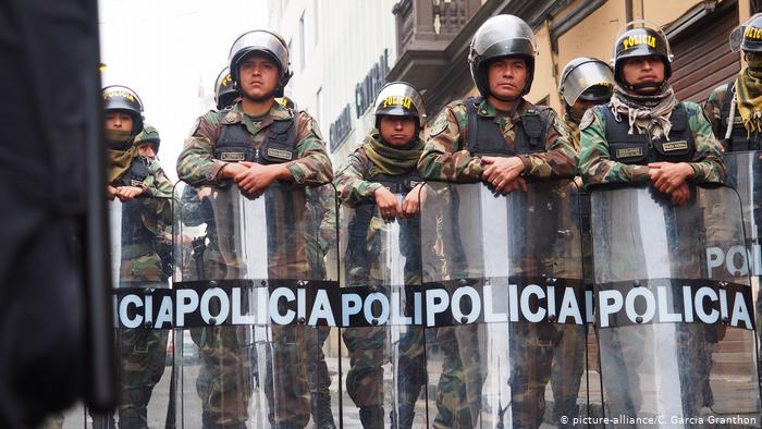 Perú militariza frontera con Ecuador para bloquear ingreso de migrantes venezolanos