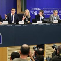 UE evita tratar como “presidente” a Juan Guaidó, pero dice estar dispuesta a trabajar con él