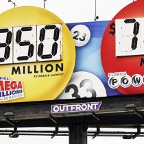 Miles en Chile quieren ganar 850 millones de dólares de la mayor lotería de EEUU