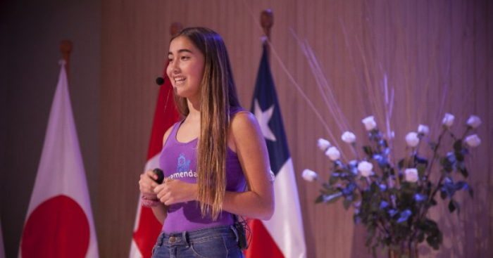 Julieta Martínez, la joven más influyente en 2019: “Estamos viviendo y luchando contra una crisis global, que de alguna forma nos saca de la pantalla y nos está haciendo protagonistas de nuestra propia serie de Netflix” Julieta Martínez, la joven más influyente en 2019: “Estamos viviendo y luchando contra una crisis global, que de alguna forma nos saca de la pantalla y nos está haciendo protagonistas de nuestra propia serie de Netflix”