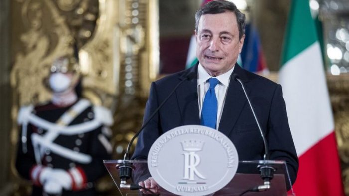 Quién es Mario Draghi, el nuevo primer ministro italiano que debe sacar a su país de la crisis más grave en décadas Quién es Mario Draghi, el nuevo primer ministro italiano que debe sacar a su país de la crisis más grave en décadas