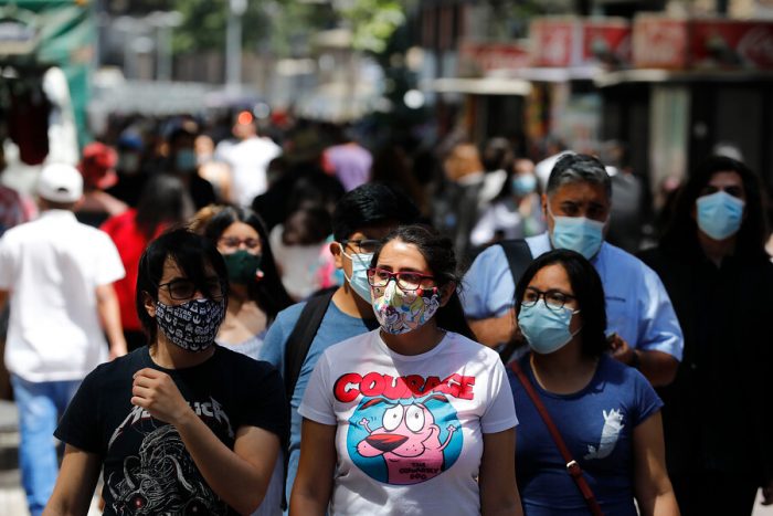 Minsal confirma 3.729 nuevos contagios de Covid-19 y anuncia cambios en plan Paso a Paso: siete comunas retroceden a Fase 2 Minsal confirma 3.729 nuevos contagios de Covid-19 y anuncia cambios en plan Paso a Paso: siete comunas retroceden a Fase 2