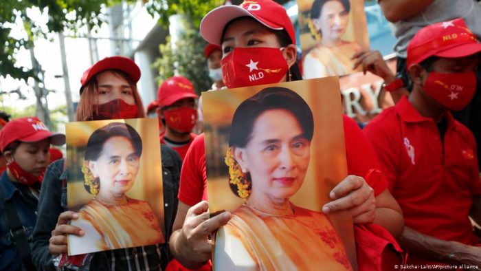 El partido de Aung San Suu Kyi pide su liberación tras el golpe de Estado en Birmania El partido de Aung San Suu Kyi pide su liberación tras el golpe de Estado en Birmania