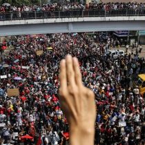 Masiva manifestación en Birmania desafía al Ejército