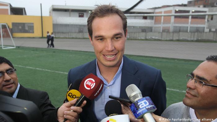 Candidato favorito en Perú es excluido de elecciones de abril Candidato favorito en Perú es excluido de elecciones de abril