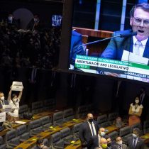 “Genocida, fascista”: parlamento brasileño recibió con un fuerte abucheo al presidente Jair Bolsonaro