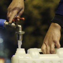 Aguas Andinas descarta corte del suministro en 37 comunas de la RM al menos hasta las 08:00 horas de este martes