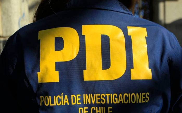 PDI denunciará a responsables de destrozos en cuartel de Lebu: tío abuelo de Tomás Bravo se encontraba en el lugar PDI denunciará a responsables de destrozos en cuartel de Lebu: tío abuelo de Tomás Bravo se encontraba en el lugar