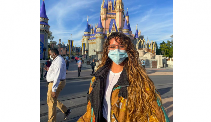 Inician sumario sanitario contra Camila Gallardo y sus invitados: artista estaba en cuarentena obligatoria por viaje al extranjero Inician sumario sanitario contra Camila Gallardo y sus invitados: artista estaba en cuarentena obligatoria por viaje al extranjero