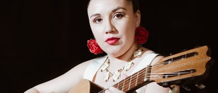 Sesión Teatro del Lago: Cantoras Chilenas con Caro Guttmann, Belencha y Camila Soria vía online Sesión Teatro del Lago: Cantoras Chilenas con Caro Guttmann, Belencha y Camila Soria vía online