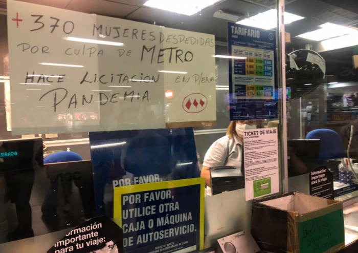 Sindicatos de Metro denuncian 400 despidos de cajeras que se suman a las más de 1.500 desvinculaciones de 2020 Sindicatos de Metro denuncian 400 despidos de cajeras que se suman a las más de 1.500 desvinculaciones de 2020