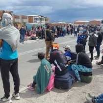 La Moneda opta por mano dura para la crisis humanitaria en el norte: anuncian vuelo para deportar a 100 migrantes y advierten con expulsión a quienes ingresen de forma irregular a Chile