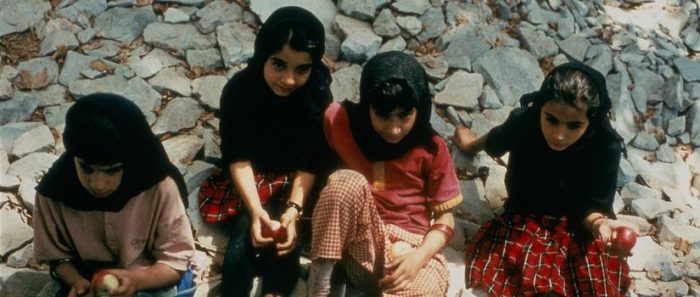 Película “La manzana” de Samira Makhmalbaf en Centroartealameda.tv Película “La manzana” de Samira Makhmalbaf en Centroartealameda.tv