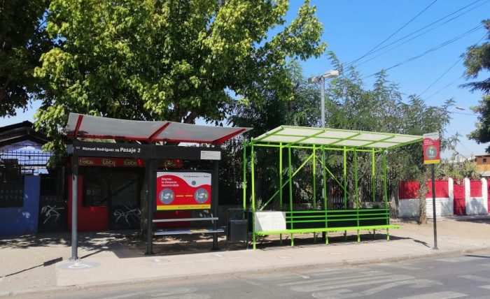 Instalan el primer paradero verde con huerto urbano Instalan el primer paradero verde con huerto urbano