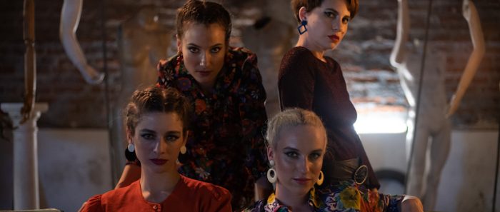 Serie “Los Prisioneros” anuncia actrices que revivirán el colectivo artístico “Cleopatras” Serie “Los Prisioneros” anuncia actrices que revivirán el colectivo artístico “Cleopatras”