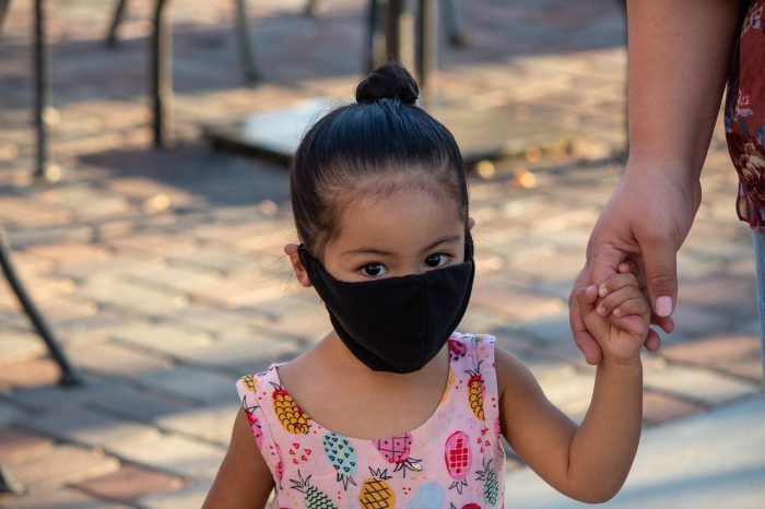 Niñez y Covid-19: A pesar de que sus tasas son mucho más bajas igualmente pueden infectarse y contagiar Niñez y Covid-19: A pesar de que sus tasas son mucho más bajas igualmente pueden infectarse y contagiar