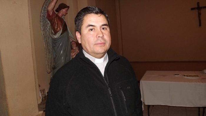 Detienen a exsacerdote Darío Fuentes en investigación por abusos sexuales Detienen a exsacerdote Darío Fuentes en investigación por abusos sexuales