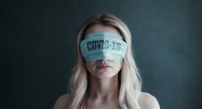 ¿Podemos contraer covid-19 a través de los ojos? ¿Podemos contraer covid-19 a través de los ojos?