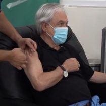 Piñera recibió primera dosis de la vacuna contra el Covid-19