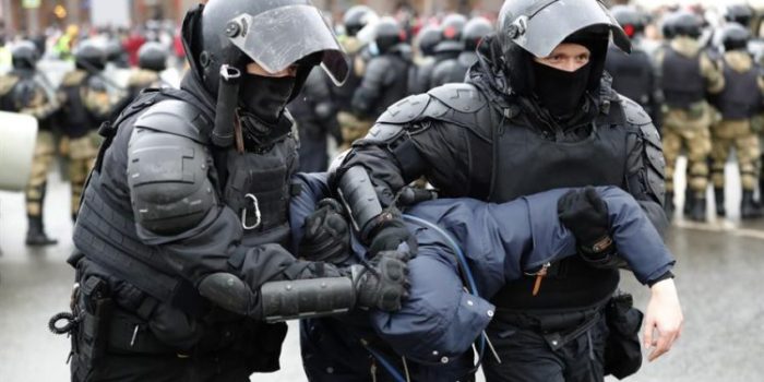 Rusia expulsa a tres diplomáticos europeos por acudir a protestas opositoras