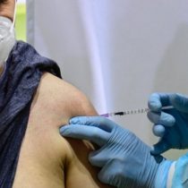 Vacuna Covid-19: por qué las grandes potencias de Europa suspendieron el uso de AstraZeneca si la OMS dice que es segura