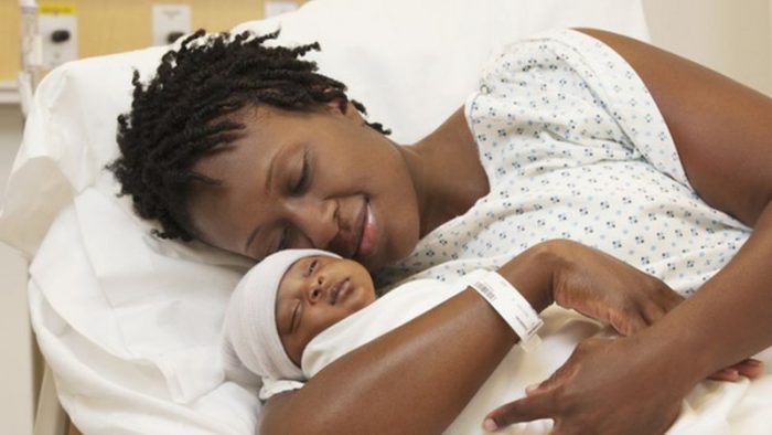 Embarazo y coronavirus: qué se sabe y qué no sobre los bebés que nacen con anticuerpos gracias a que sus madres fueron vacunadas Embarazo y coronavirus: qué se sabe y qué no sobre los bebés que nacen con anticuerpos gracias a que sus madres fueron vacunadas