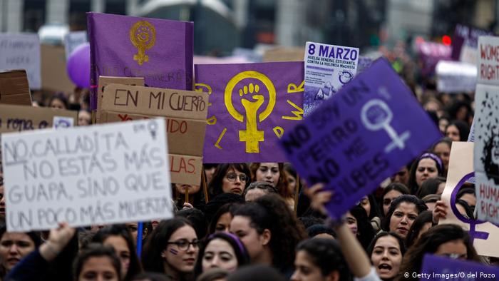 Madrid prohíbe marchas del Día Internacional de la Mujer debido al coronavirus Madrid prohíbe marchas del Día Internacional de la Mujer debido al coronavirus