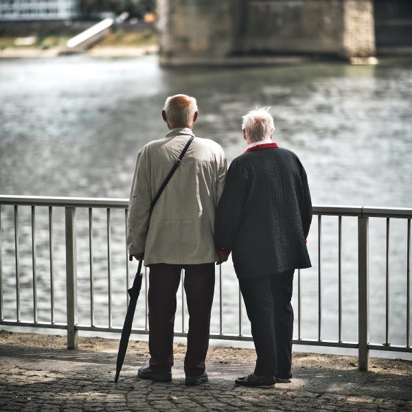 Mantenerse activo es la clave en la rehabilitación de adultos mayores frente a patologías como el covid-19 Mantenerse activo es la clave en la rehabilitación de adultos mayores frente a patologías como el covid-19