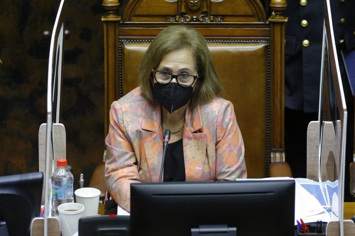 “Presentamos nuestra solidaridad por la grosera actitud de que fue víctima”: bancada PS respalda a Adriana Muñoz por desaire de Piñera en punto de prensa
