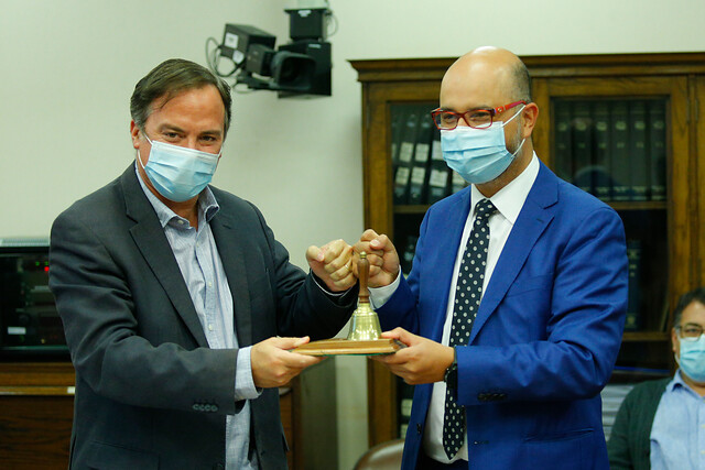 Diputado Ilabaca asume como nuevo presidente de la Comisión de Constitución y asegura que dará “una rápida tramitación” al tercer retiro del 10% Diputado Ilabaca asume como nuevo presidente de la Comisión de Constitución y asegura que dará