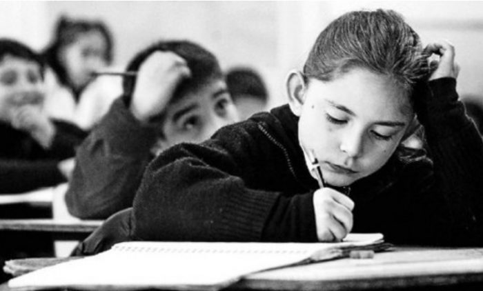 La educación pública, discursos y prácticas de la clase política: sus contradicciones y nebulosas La educación pública, discursos y prácticas de la clase política: sus contradicciones y nebulosas