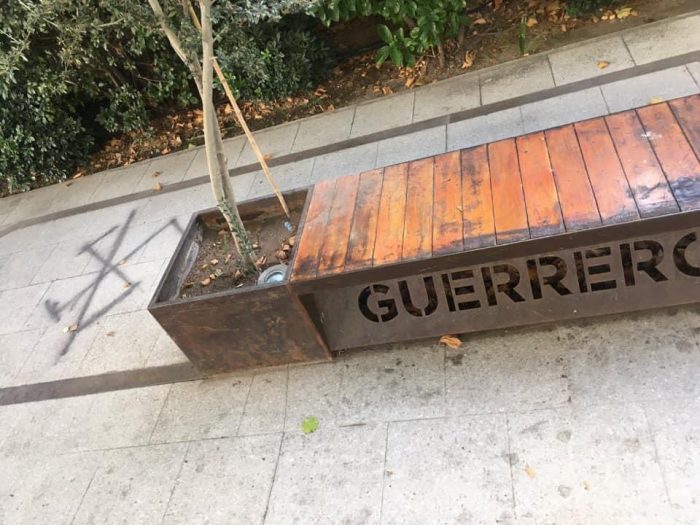 Vandalizaron memorial de víctima del Caso Degollados en Providencia Vandalizaron memorial de víctima del Caso Degollados en Providencia