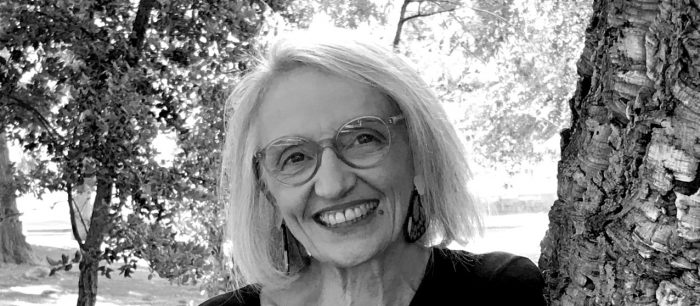 “Cultivar la lectura en familia”: el nuevo libro de Constanza Mekis para ayudar a los padres a promover el gusto por leer “Cultivar la lectura en familia”: el nuevo libro de Constanza Mekis para ayudar a los padres a promover el gusto por leer