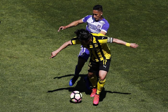 Sigue la polémica: clubes de la Segunda División Profesional advirtieron no participar de la temporada 2021 si no se revierte la restricción de ascenso directo Sigue la polémica: clubes de la Segunda División Profesional advirtieron no participar de la temporada 2021 si no se revierte la restricción de ascenso directo