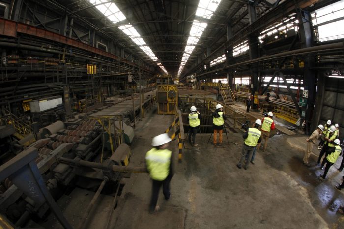 Asimet: sector metalúrgico cae 8,3% en enero Asimet: sector metalúrgico cae 8,3% en enero