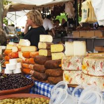 La cocina local como motor turístico y económico sostenible