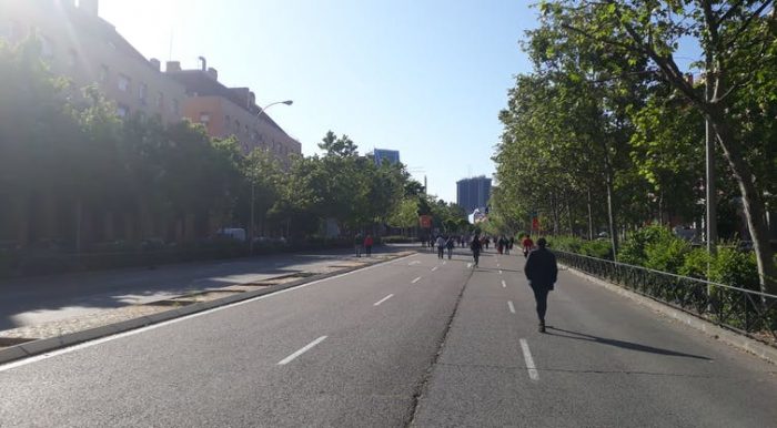 De las ciudades para autos a las ciudades para personas De las ciudades para autos a las ciudades para personas