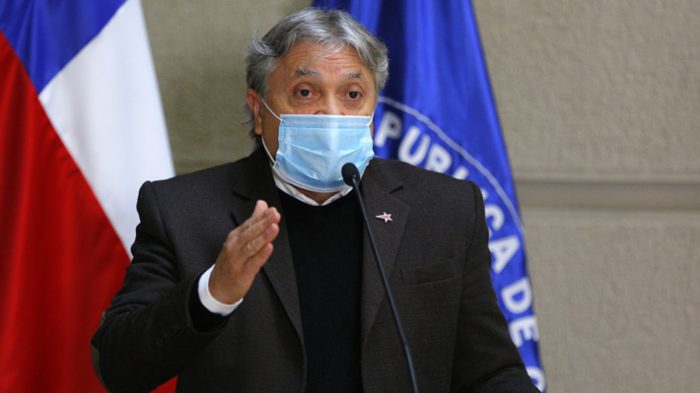 Senador Navarro pide a Contraloría abrir sumario contra comandante en jefe del Ejército tras comunicado por quema de estatua de Baquedano Senador Navarro pide a Contraloría abrir sumario contra comandante en jefe del Ejército tras comunicado por quema de estatua de Baquedano