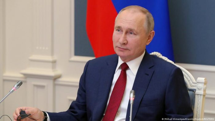 Putin firma ley que le permite quedarse en el poder hasta 2036 Putin firma ley que le permite quedarse en el poder hasta 2036